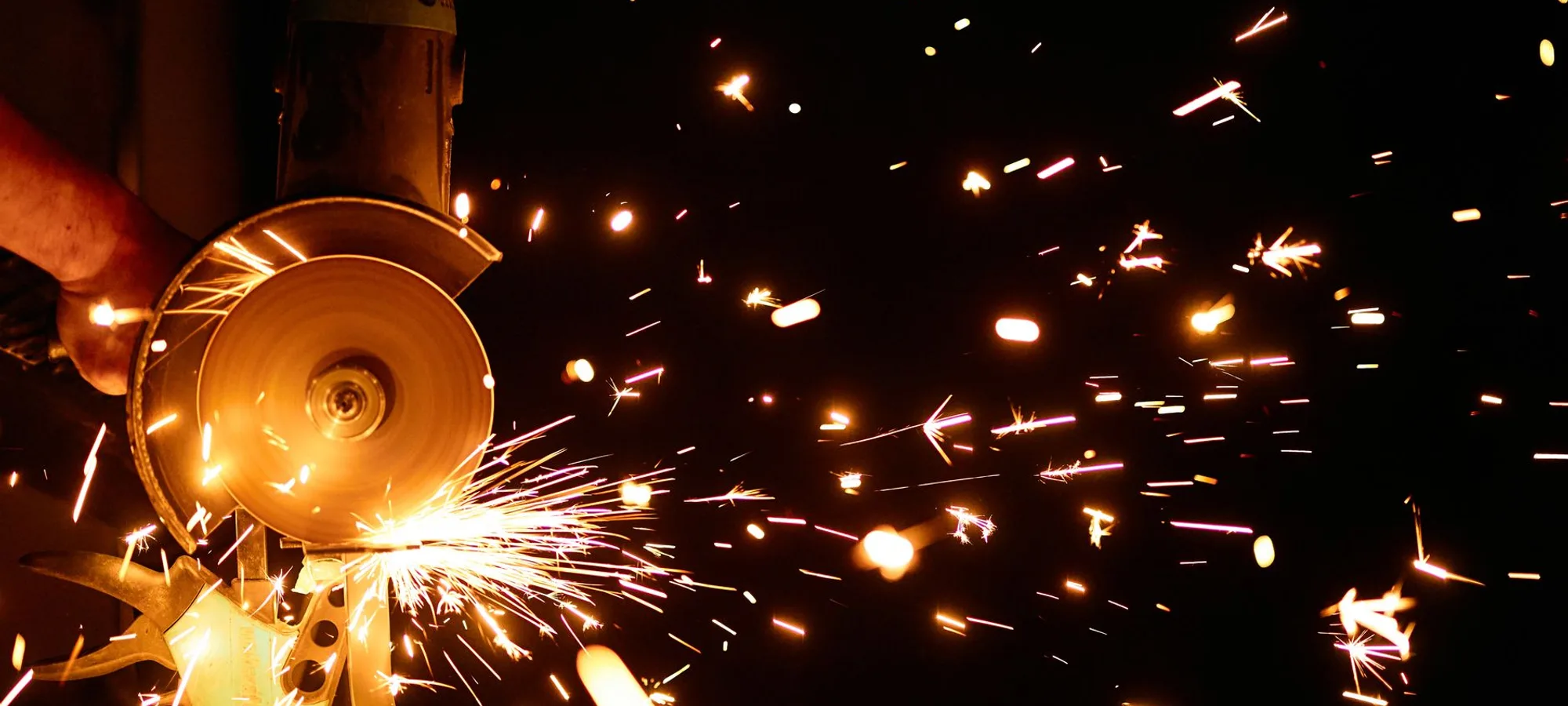 Machined and cast components, qualified on drawing conformance and process capability.